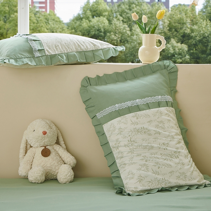 91家纺网 家纺一手货源 找家纺 靓生活 2023新款贡棉浪漫花边印花四件套 悠悠香草-米杏