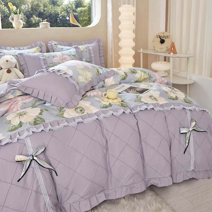 91家纺网 家纺一手货源 找家纺 靓生活 2023新款贡棉浪漫花边印花四件套 雨后花园-清新灰