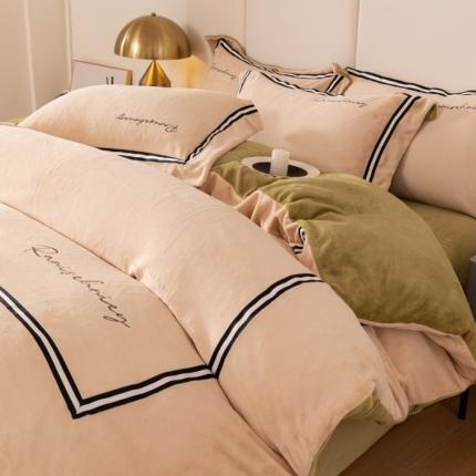 91家纺网 家纺一手货源 找家纺 （总）麦空 2025新款高克重牛奶绒刺绣织带款四件套-彩虹系列