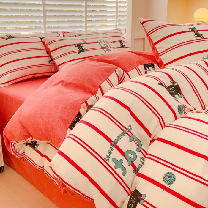 91家纺网 家纺一手货源 找家纺 金丝鸟 2023新款全棉可爱卡通印花小清新四件套-第一批 条纹猫咪-红