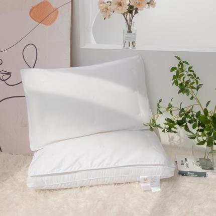 91家纺网 家纺一手货源 找家纺 （总）露函 2025新款手工定花蚕丝枕枕头枕芯