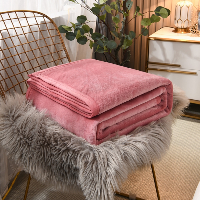 91家纺网 家纺一手货源 找家纺 仟人梦 2024新款纯色法莱绒毛毯多功能毛毯 豆沙色