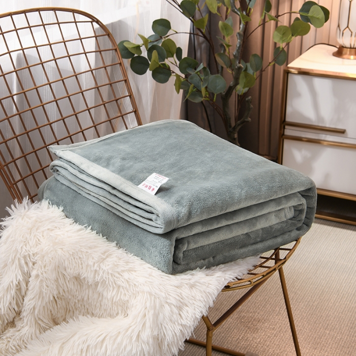 91家纺网 家纺一手货源 找家纺 仟人梦 2024新款纯色法莱绒毛毯多功能毛毯 银灰色