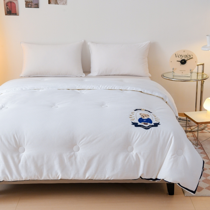 91家纺网 家纺一手货源 找家纺 丽卡家纺 2023新款澳棉提花大豆纤维冬被-欢欢喜喜 喜喜-白