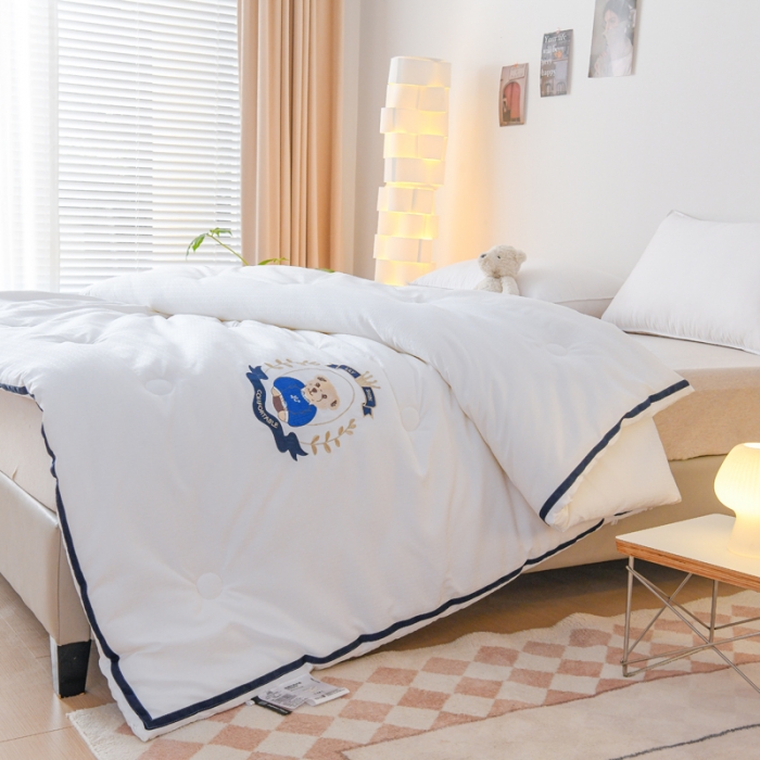 91家纺网 家纺一手货源 找家纺 丽卡家纺 2023新款澳棉提花大豆纤维冬被-欢欢喜喜 喜喜-白