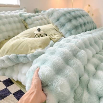 91家纺网 家纺一手货源 找家纺 川悦生活 2023新款渐变泡泡兔毛绒四件套 芙丽塔-薄荷蓝