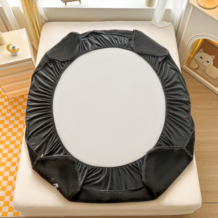 91家纺网 家纺一手货源 找家纺 鑫钰 2023新款高克重A类兔毛绒刺绣床笠 快乐狗-气质灰