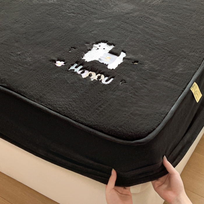 91家纺网 家纺一手货源 找家纺 鑫钰 2023新款高克重A类兔毛绒刺绣床笠 快乐狗-气质灰