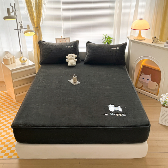 91家纺网 家纺一手货源 找家纺 鑫钰 2023新款高克重A类兔毛绒刺绣床笠 快乐狗-气质灰