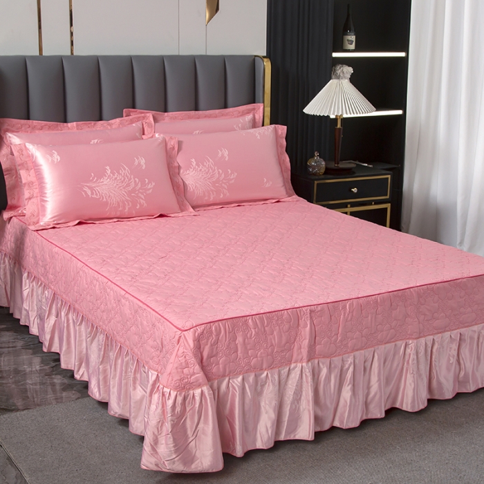 91家纺网 家纺一手货源 找家纺 福丽莱家纺  2023新款贡缎提花床裙四件套（夹棉）粉妆伊人浅粉