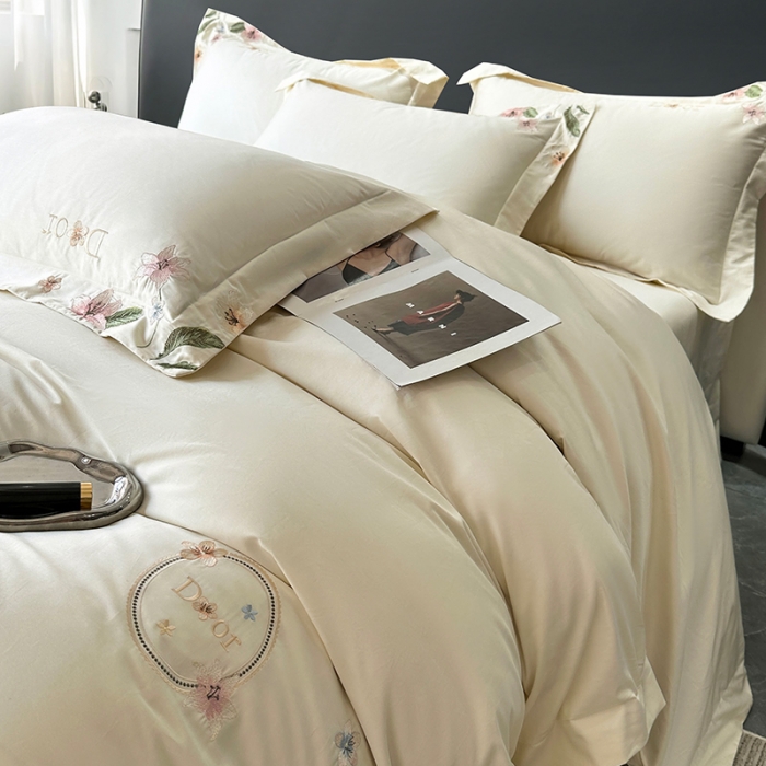 91家纺网 家纺一手货源 找家纺 宅家居 2024轻奢小香风双面纯棉长绒棉四件套 香奈百合-奶白