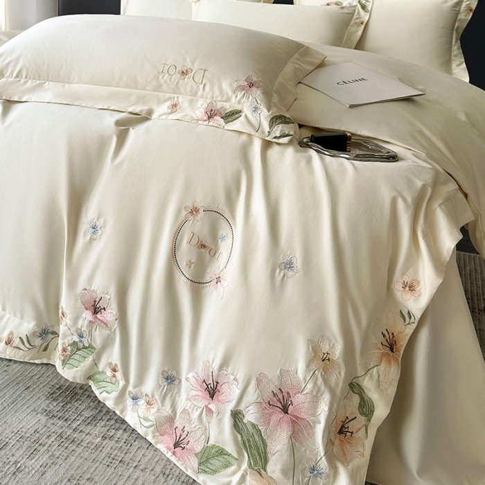 91家纺网 家纺一手货源 找家纺 宅家居 2024轻奢小香风双面纯棉长绒棉四件套 香奈百合-奶白