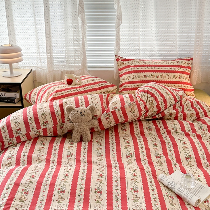 91家纺网 家纺一手货源 找家纺 昔可 2023新款全棉小清新兔子四件套 红色蕾丝条兔