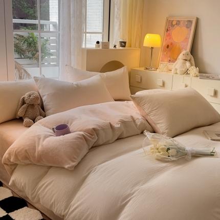 91家纺网 家纺一手货源 找家纺 （总）柠萌 2023新款全棉色织水洗棉加牛奶绒单品被套全棉拼牛奶绒被套