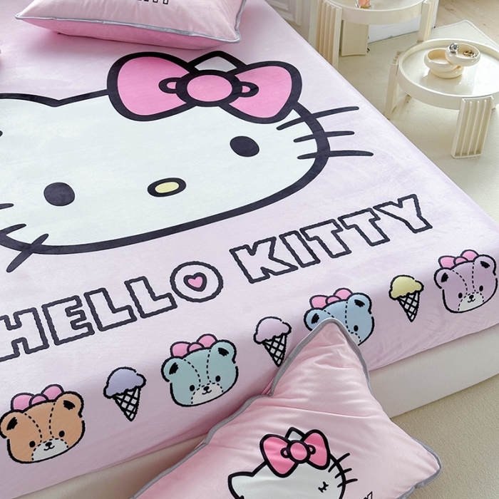 91家纺网 家纺一手货源 找家纺 蘭菲家纺 2023新款宝宝绒卡通印花床笠 粉系