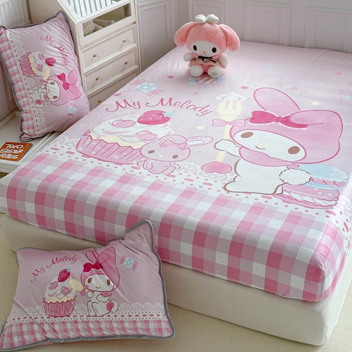 91家纺网 家纺一手货源 找家纺 蘭菲家纺 2023新款宝宝绒卡通印花床笠 节日快乐