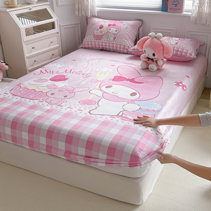 91家纺网 家纺一手货源 找家纺 蘭菲家纺 2023新款宝宝绒卡通印花床笠 节日快乐