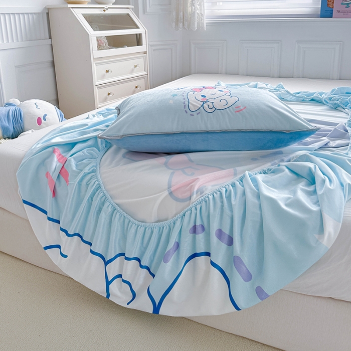 91家纺网 家纺一手货源 找家纺 蘭菲家纺 2023新款宝宝绒卡通印花床笠 小确辛