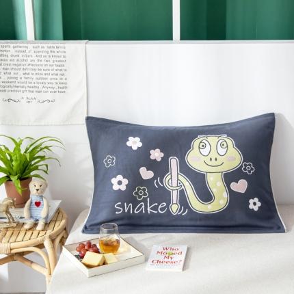 91家纺网 家纺一手货源 找家纺 （总）朴尔家纺 2023新款儿童定位卡通大版花全棉四层纱布枕巾