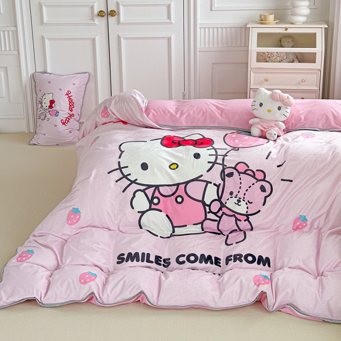 91家纺网 家纺一手货源 找家纺 蘭菲家纺 2023新款宝宝绒卡通印花四件套及单品 草莓派