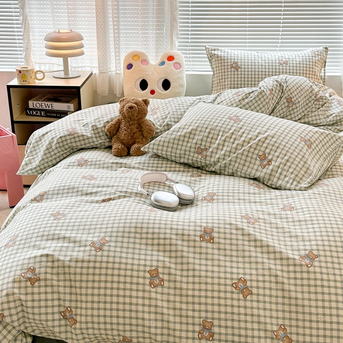 91家纺网 家纺一手货源 找家纺 昔可 2023新款全棉小卡通爱心四件套 绿格宝贝熊