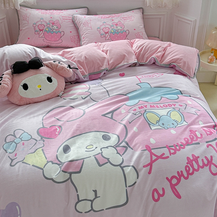 91家纺网 家纺一手货源 找家纺 蘭菲家纺 2023新款宝宝绒卡通印花四件套及单品 花园宝宝