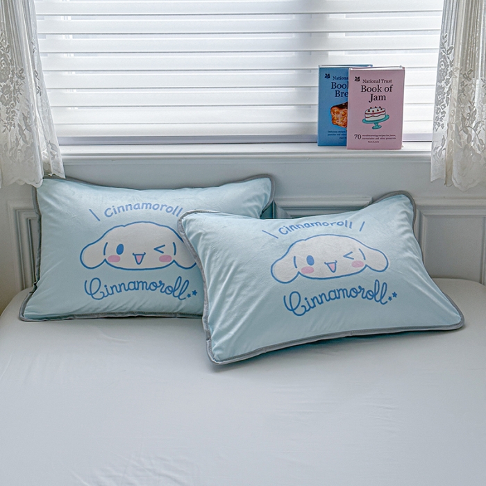 91家纺网 家纺一手货源 找家纺 蘭菲家纺 2023新款宝宝绒卡通印花四件套及单品 肉包