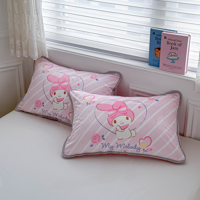 91家纺网 家纺一手货源 找家纺 蘭菲家纺 2023新款宝宝绒卡通印花四件套及单品 天真