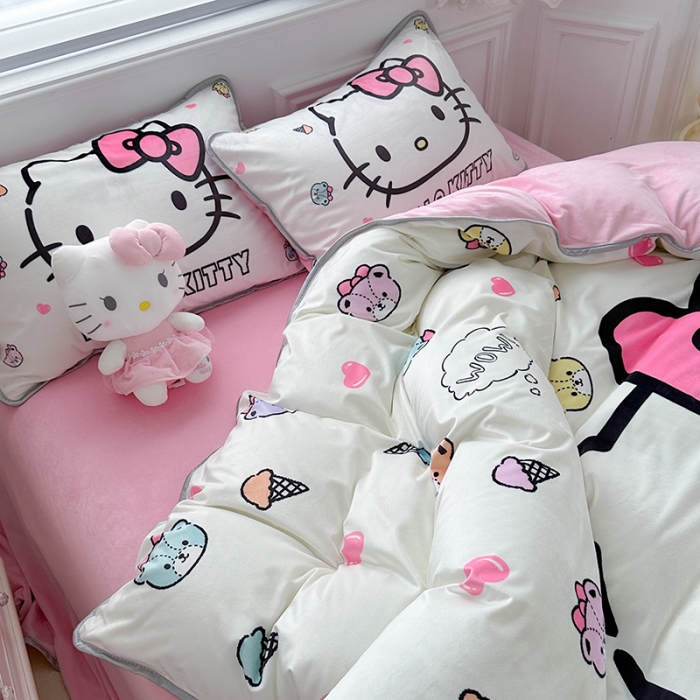 91家纺网 家纺一手货源 找家纺 蘭菲家纺 2023新款宝宝绒卡通印花四件套及单品 甜品站