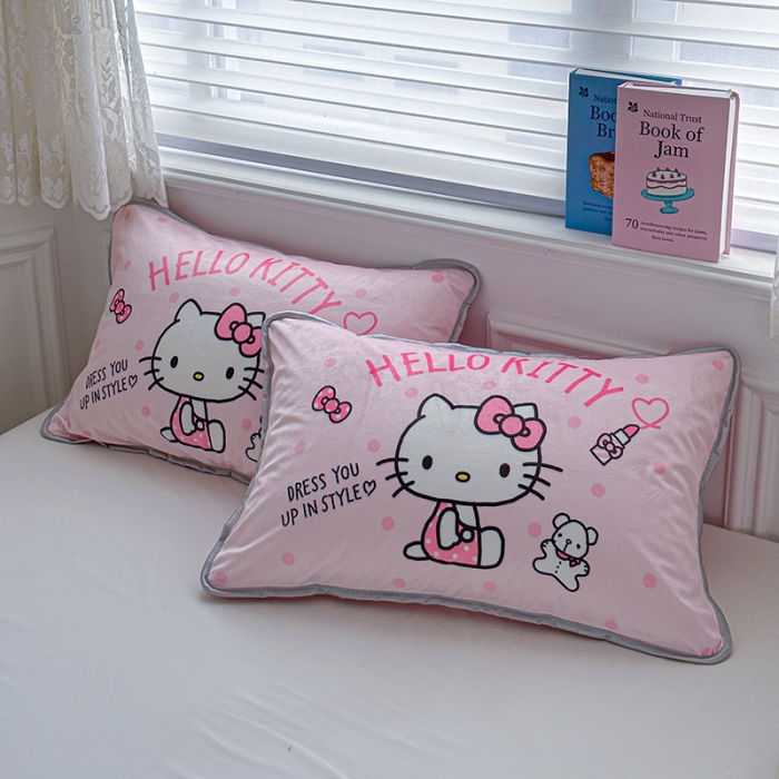 91家纺网 家纺一手货源 找家纺 蘭菲家纺 2023新款宝宝绒卡通印花四件套及单品 甜心KT