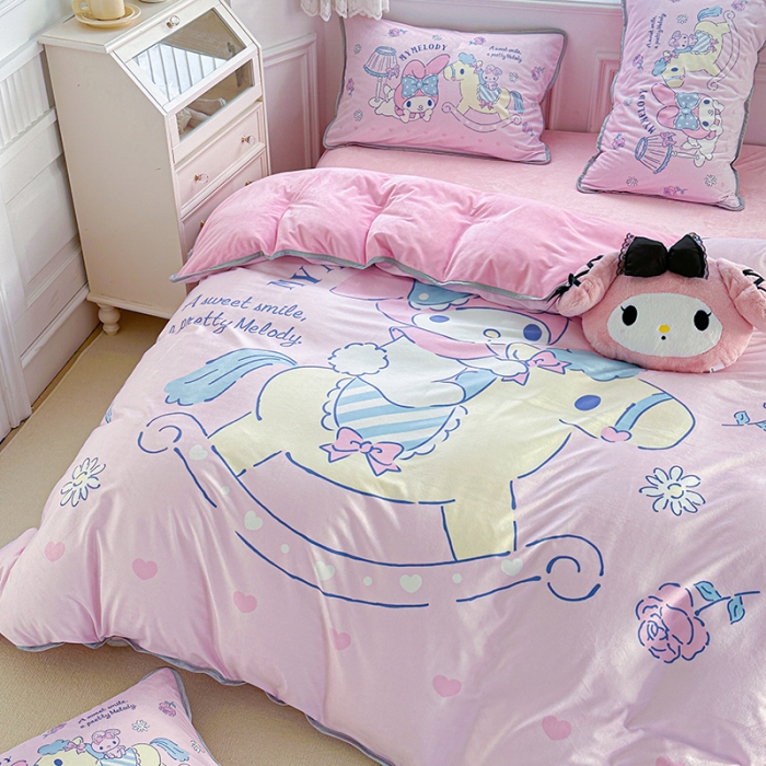 91家纺网 家纺一手货源 找家纺 蘭菲家纺 2023新款宝宝绒卡通印花四件套及单品 小乐乐·