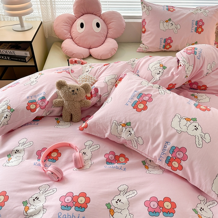 91家纺网 家纺一手货源 找家纺 昔可 2023新款全棉萌趣卡通四件套 萝卜兔兔