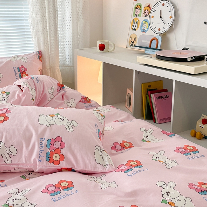 91家纺网 家纺一手货源 找家纺 昔可 2023新款全棉萌趣卡通四件套 萝卜兔兔