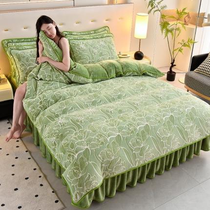 91家纺网 家纺一手货源 找家纺 曼尼2025新品高克重直播印花牛奶绒四件套床裙款法莱绒金貂珊瑚绒艾莎绿