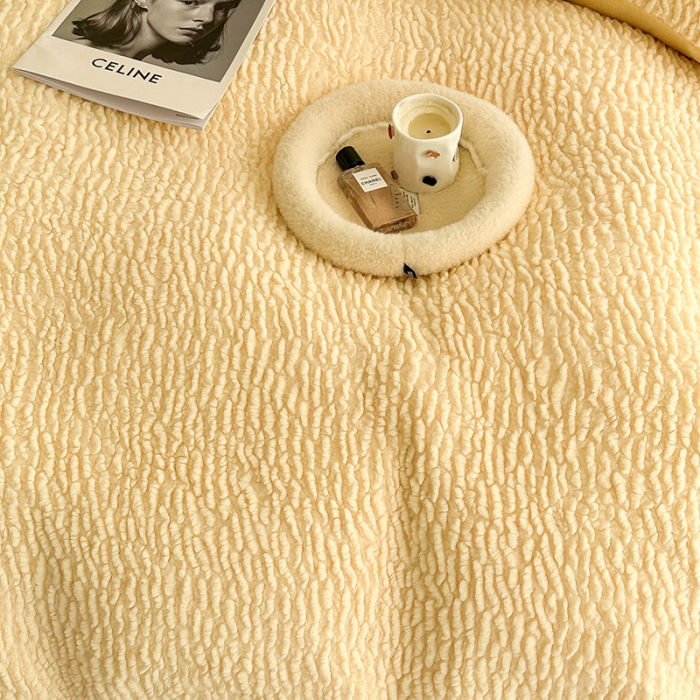 91家纺网 家纺一手货源 找家纺 昔可 2023新款纯色泡芙云朵绒四件套 糯糯奶黄