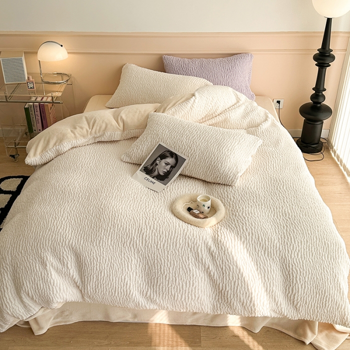 91家纺网 家纺一手货源 找家纺 昔可 2023新款纯色泡芙云朵绒四件套 千金白