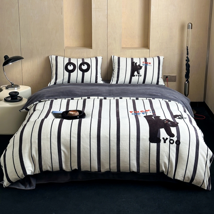 91家纺网 家纺一手货源 找家纺 昔可 2023新款大版数码印花牛奶绒四件套 功夫黑猫