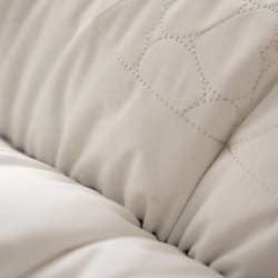 91家纺网 家纺一手货源 找家纺 （总）她喜爱枕芯枕头 2023新款质感清新释压枕