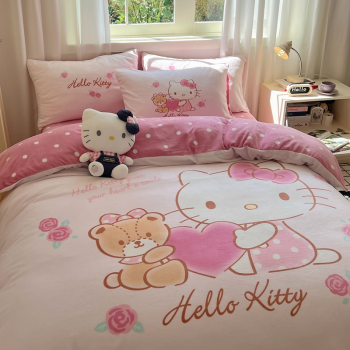 91家纺网 家纺一手货源 找家纺 （总）三朵 2023新款三丽鸥牛奶绒数码印花大版系列四件套