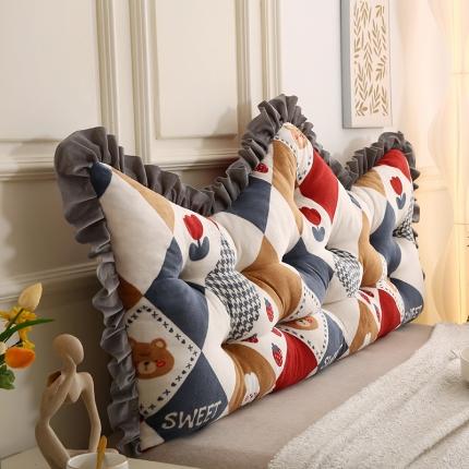 91家纺网 家纺一手货源 找家纺 （总）永光 2023新款牛奶绒印花皇冠大靠背床头靠垫家居靠枕软包