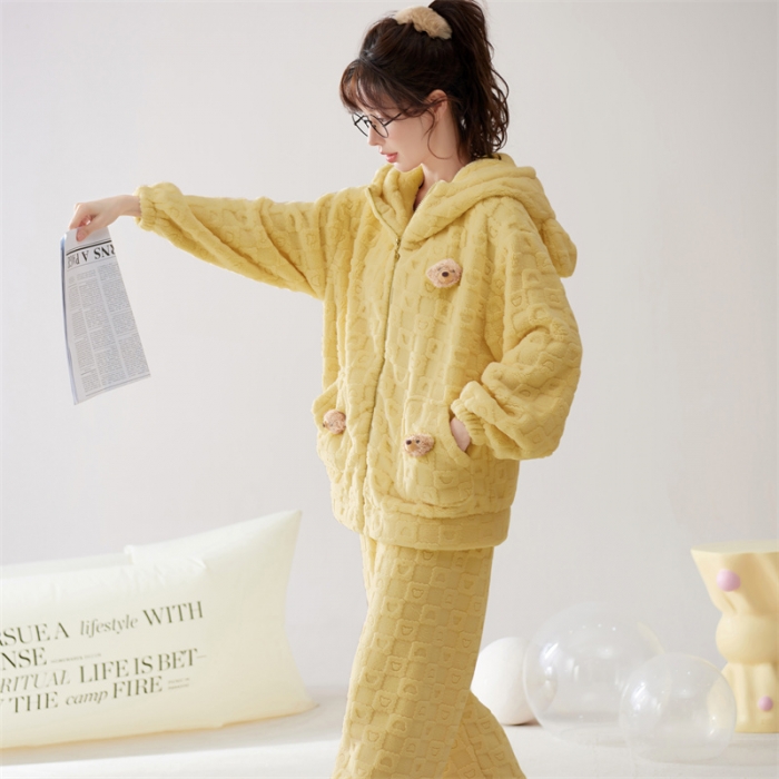 91家纺网 家纺一手货源 找家纺 洛兰沙 2023新款家居服女款w036