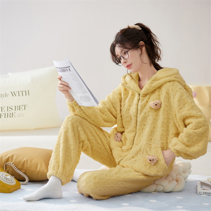 91家纺网 家纺一手货源 找家纺 洛兰沙 2023新款家居服女款w036