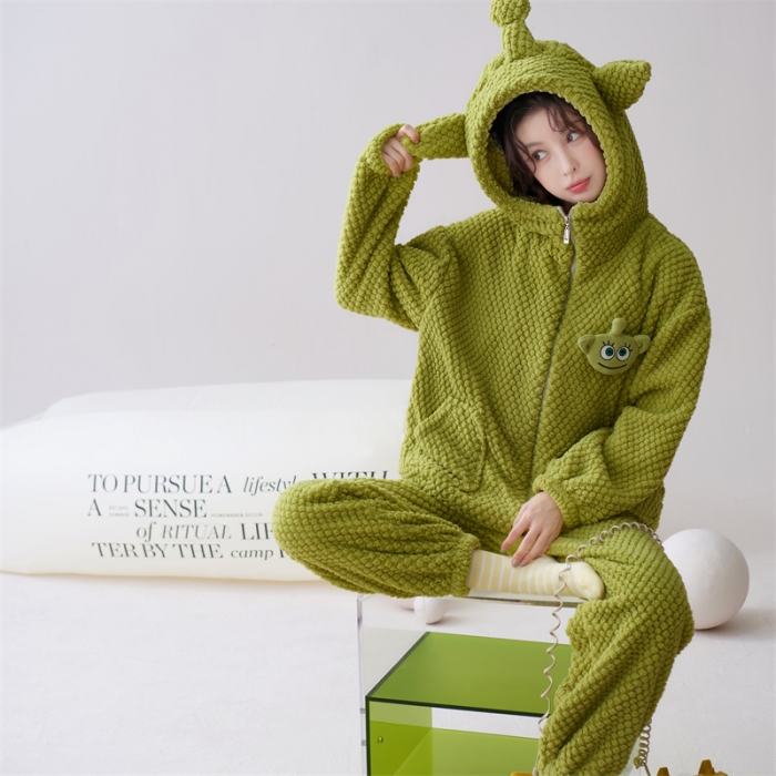 91家纺网 家纺一手货源 找家纺 洛兰沙 2023新款家居服w001