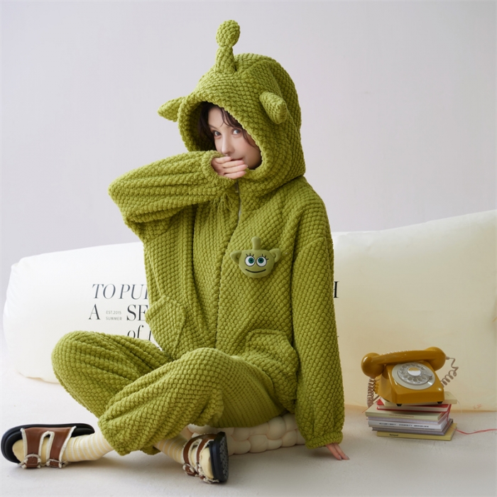 91家纺网 家纺一手货源 找家纺 洛兰沙 2023新款家居服w001