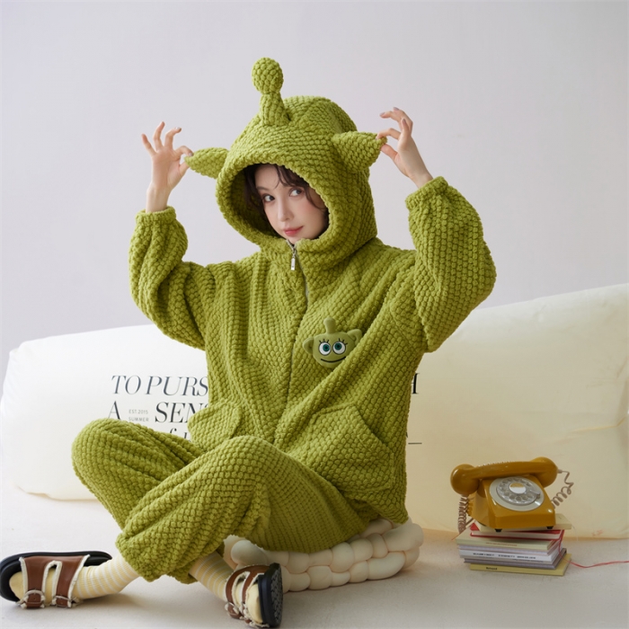 91家纺网 家纺一手货源 找家纺 洛兰沙 2023新款家居服w001