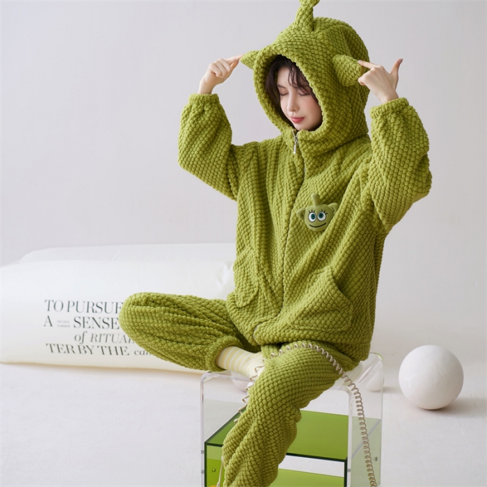 91家纺网 家纺一手货源 找家纺 洛兰沙 2023新款家居服w001