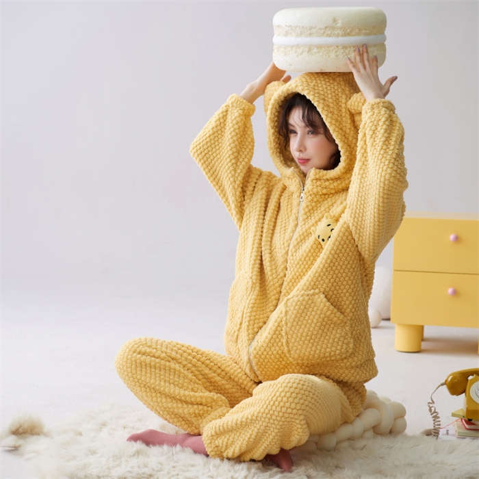 91家纺网 家纺一手货源 找家纺 洛兰沙 2023新款家居服w002