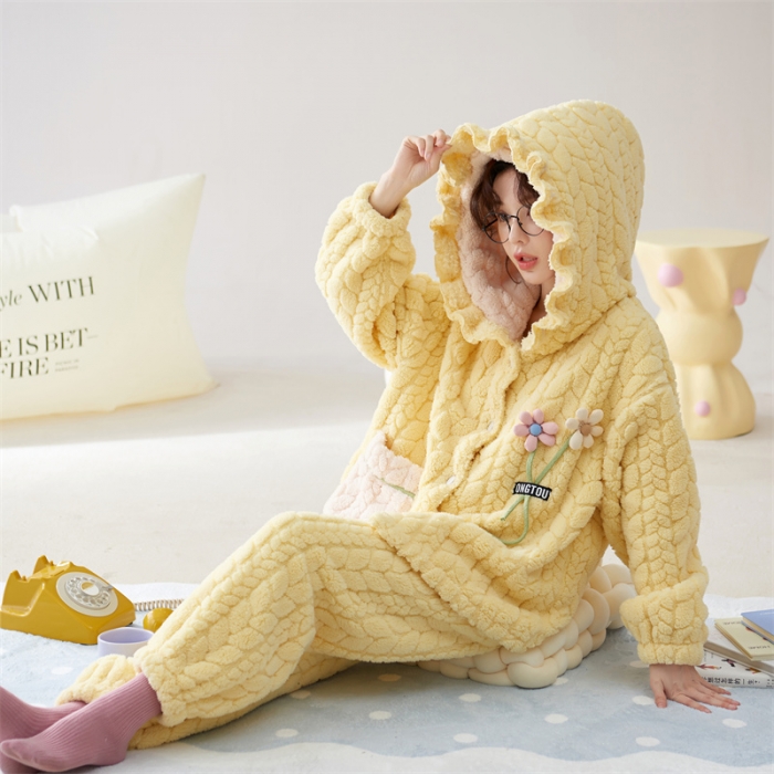 91家纺网 家纺一手货源 找家纺 洛兰沙 2023新款家居服w006