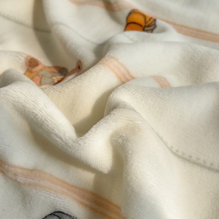 91家纺网 家纺一手货源 找家纺 添越 2024新款牛奶绒夹棉床盖三件套四件套 南瓜小熊