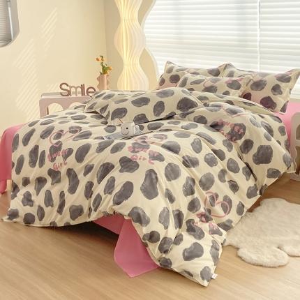 91家纺网 家纺一手货源 找家纺 楠沐 2025年新款亲肤水洗棉磨毛单被套 蜜桃奶牛